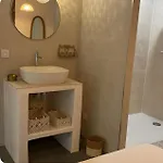 La 4*