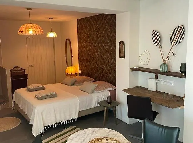 ゲストハウス La 4*